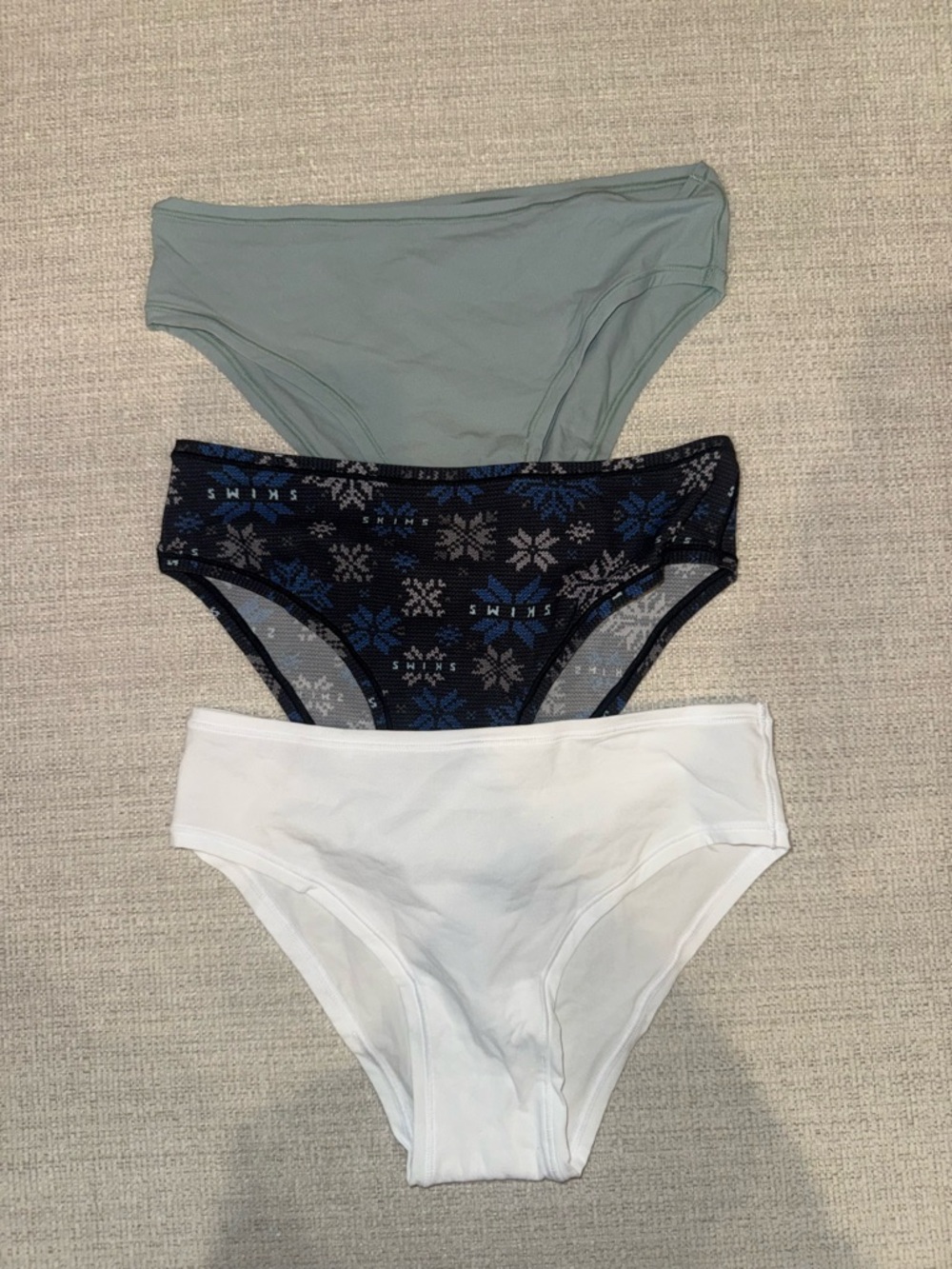 SKIMS Fits Everybody Cheeky Briefs